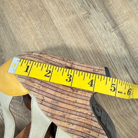 John Fluevog Pindown Farrah Wedge Heel Shoes Yellow Cream Buckle Statement 9 - Picture 11 of 12